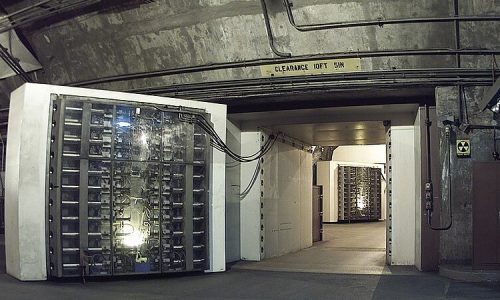 O Complexo da Montanha Cheyenne | Bunker Subterrâneo EUA